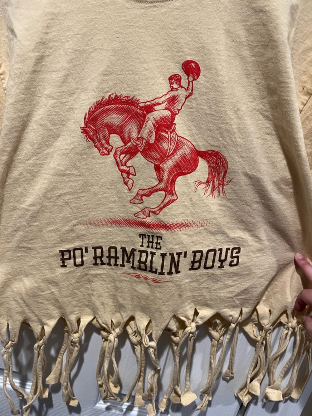 The Po' Ramblin' Boys Women’s Fringe Tee - Cream with Red Print